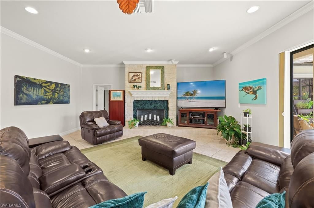 5251 Westminster Dr, Fort Myers, FL 33919 Photo