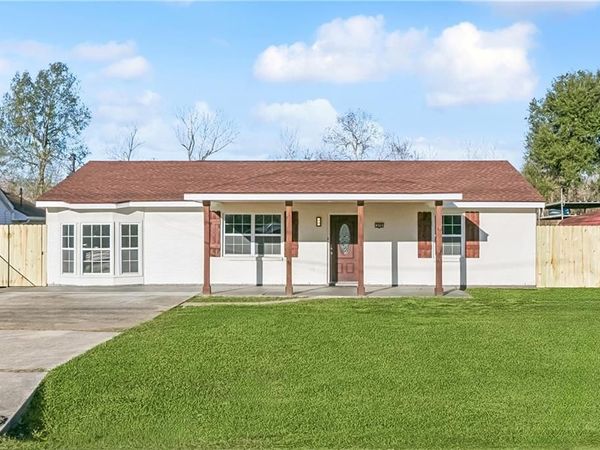 370 BARTON Avenue, Luling, LA 70070