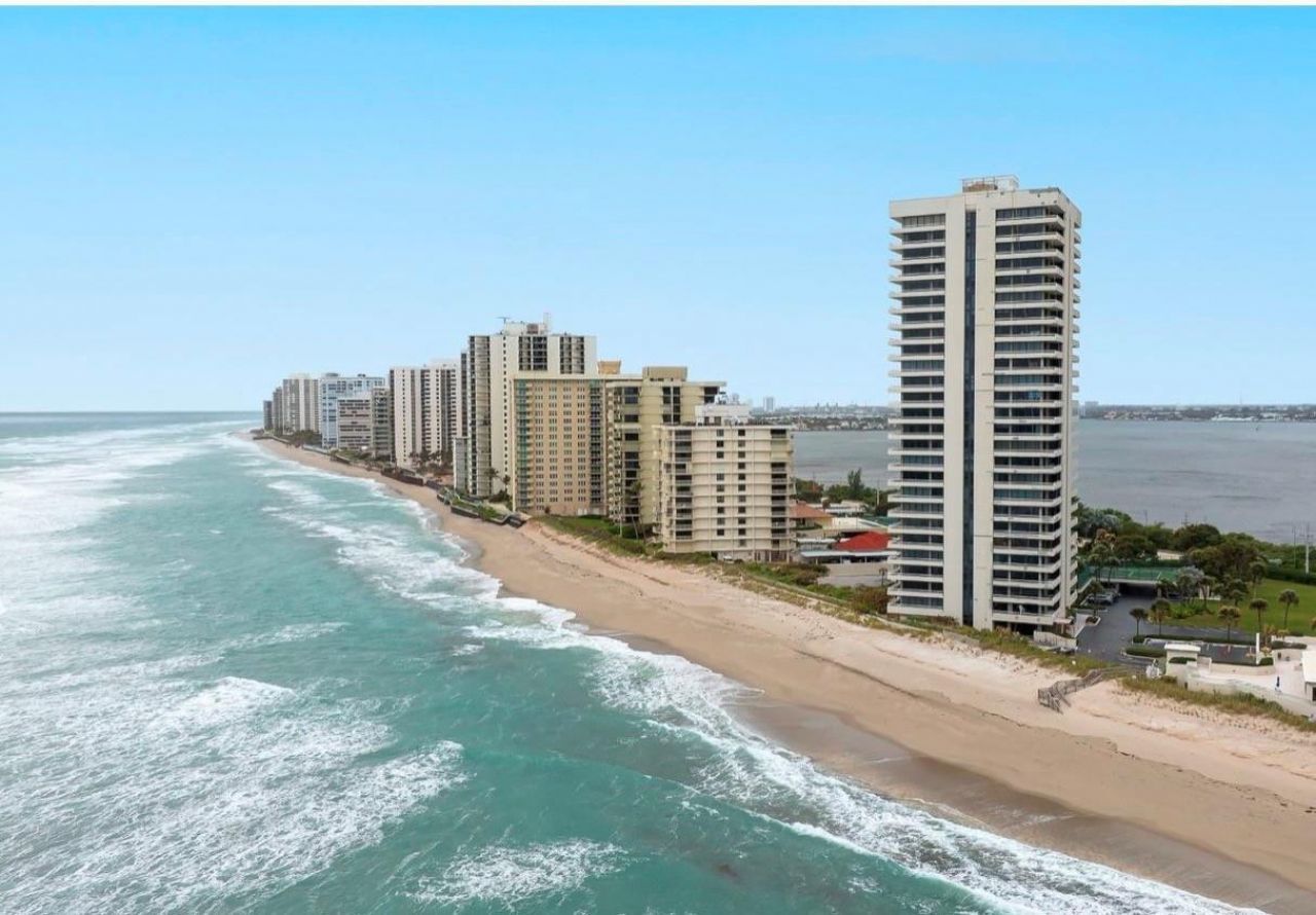 5540 N Ocean Dr, Unit 9-B, Riviera Beach, FL 33404 Photo