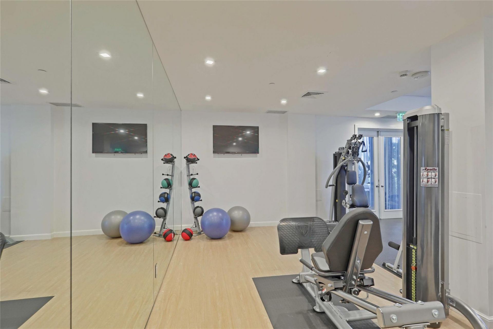 5540 N Ocean Dr, Unit 9-B, Riviera Beach, FL 33404 Photo