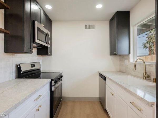 616 Bowman Avenue, Las Vegas, NV 89106