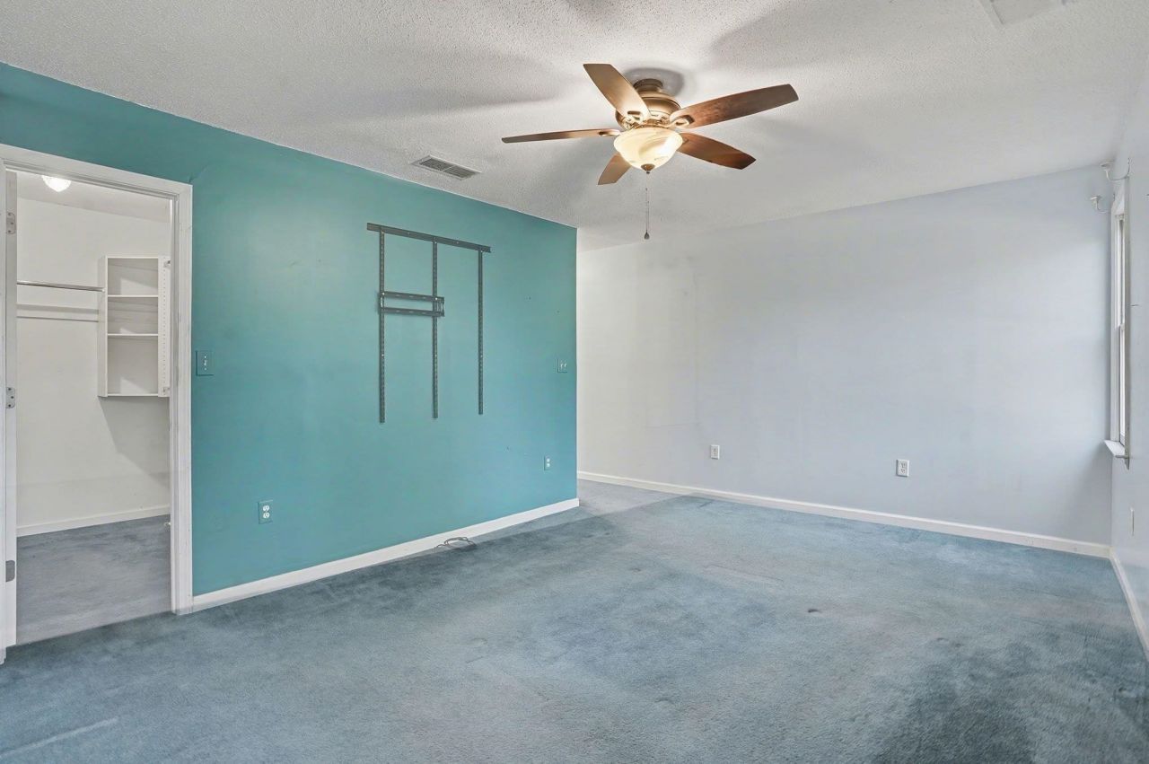 152 Brookgate Dr. Photo 17