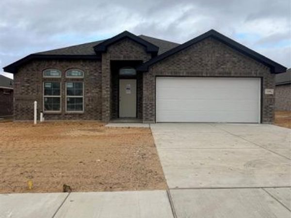 1410 Quail Creek Drive, Cleburne, TX 76033