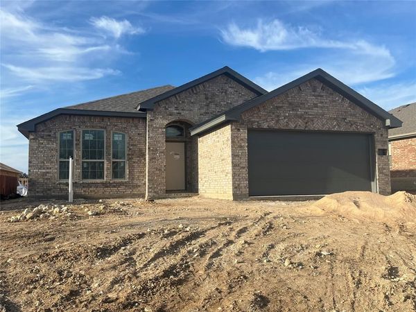 1418 Quail Creek Drive, Cleburne, TX 76033