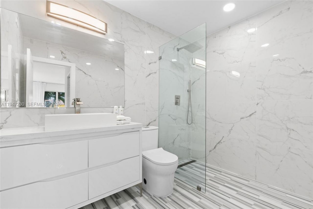 1581 Normandy Dr , Miami Beach, FL 33141 Photo