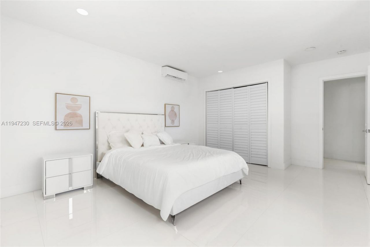 1581 Normandy Dr , Miami Beach, FL 33141 Photo