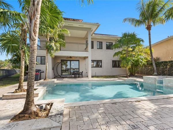 18832 SW 77th Ct, Cutler Bay, FL 33157