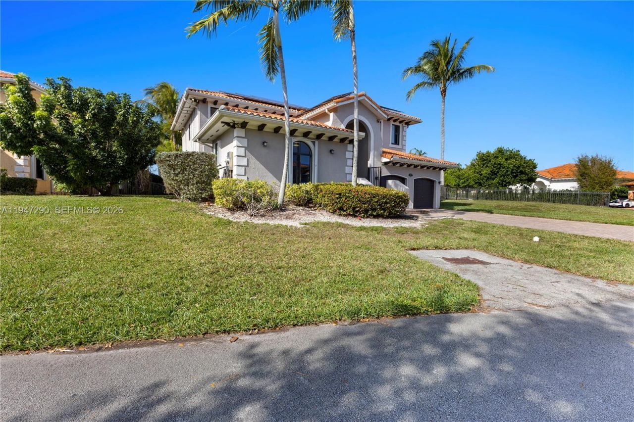 18832 SW 77th Ct, Cutler Bay, FL 33157 Photo