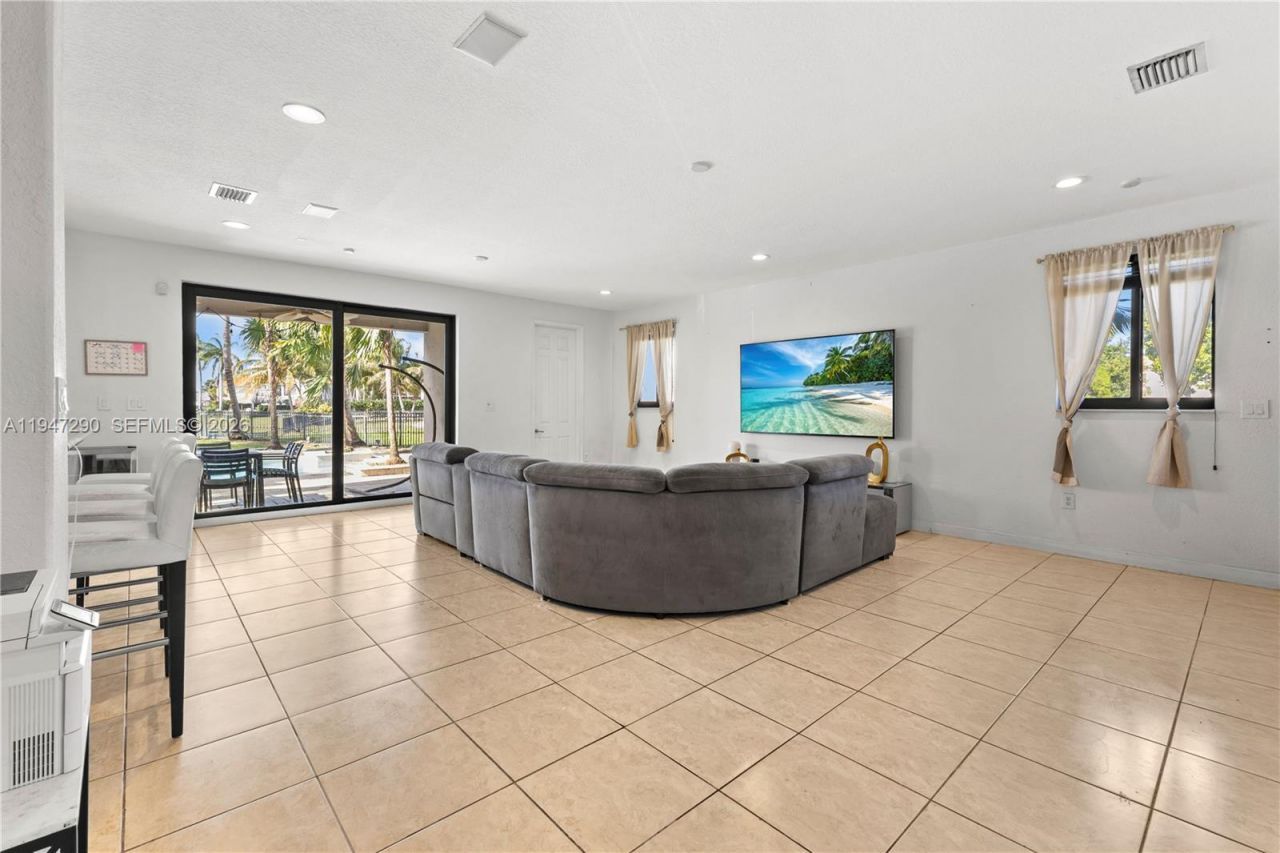 18832 SW 77th Ct, Cutler Bay, FL 33157 Photo