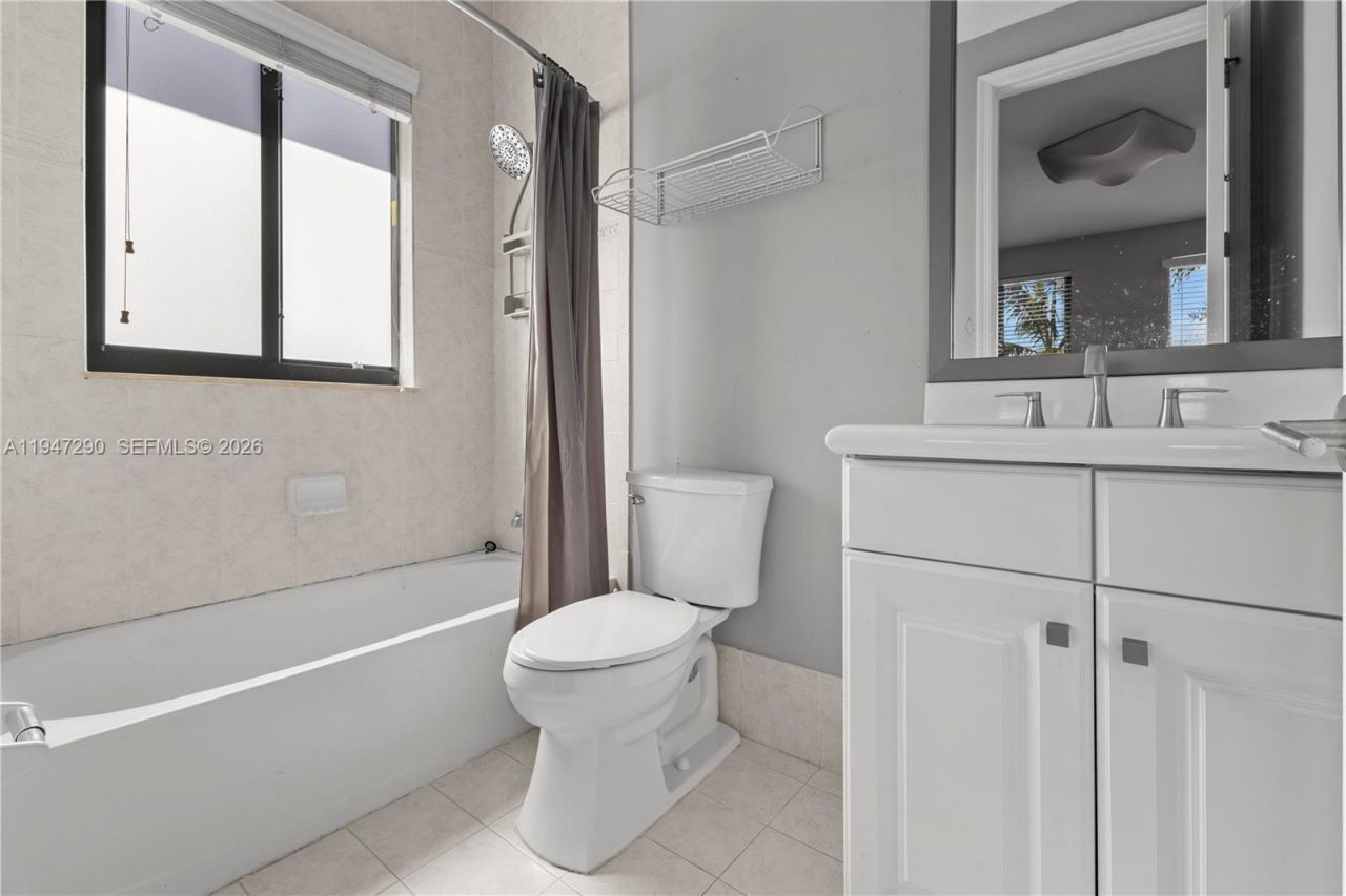 18832 SW 77th Ct, Cutler Bay, FL 33157 Photo