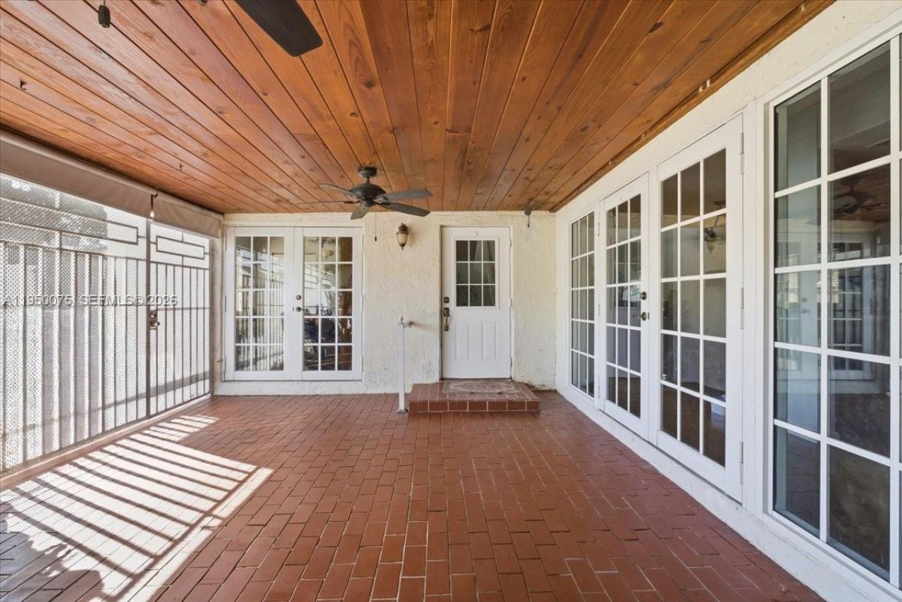 10133 NW 5th Ter, Unit 3-6, Miami, FL 33172 Photo