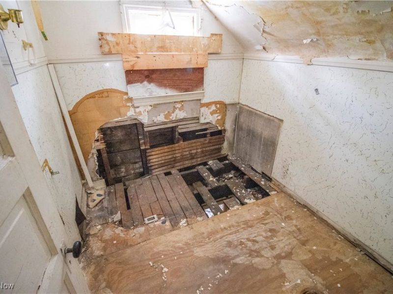 9521 Union Avenue, Cleveland, OH 44105 Photo 10