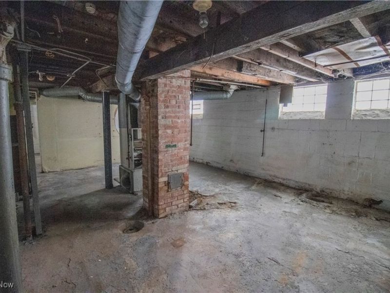 9521 Union Avenue, Cleveland, OH 44105 Photo 11