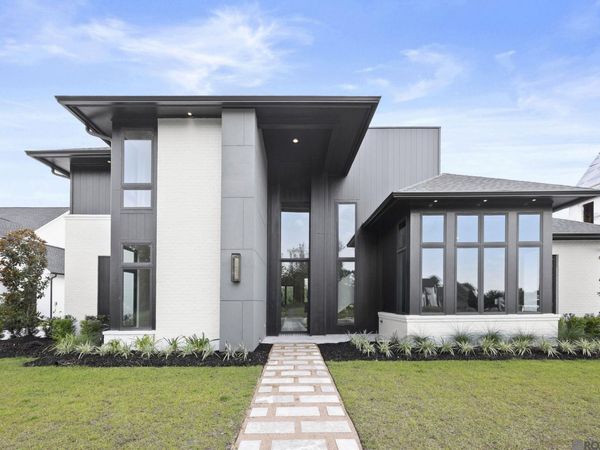 9407 Sawgrass Blvd, Denham Springs, LA 70726