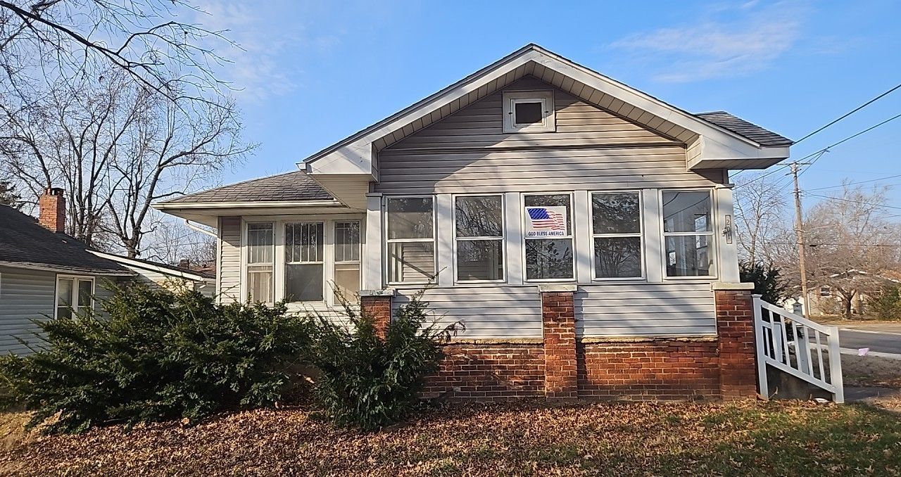 201 S 9th Street, Herrin, IL 62948 Main Photo