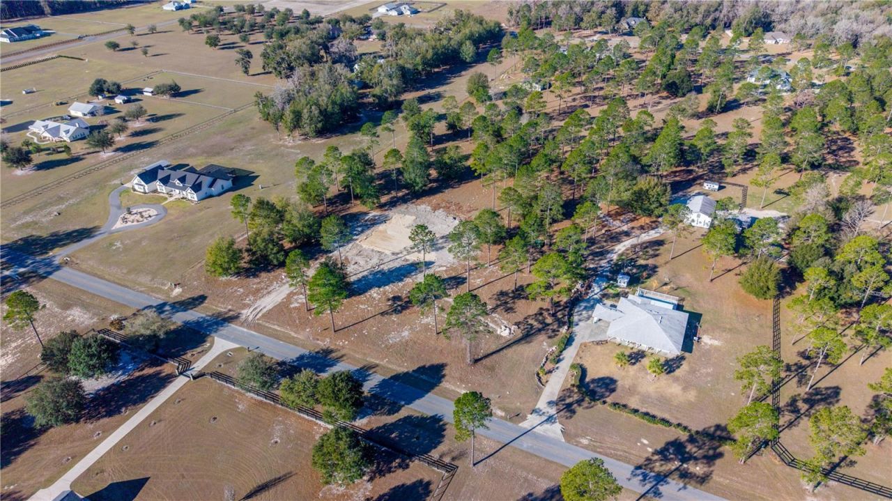 280 SW Marynick Drive, High Springs, FL 32643 Photo