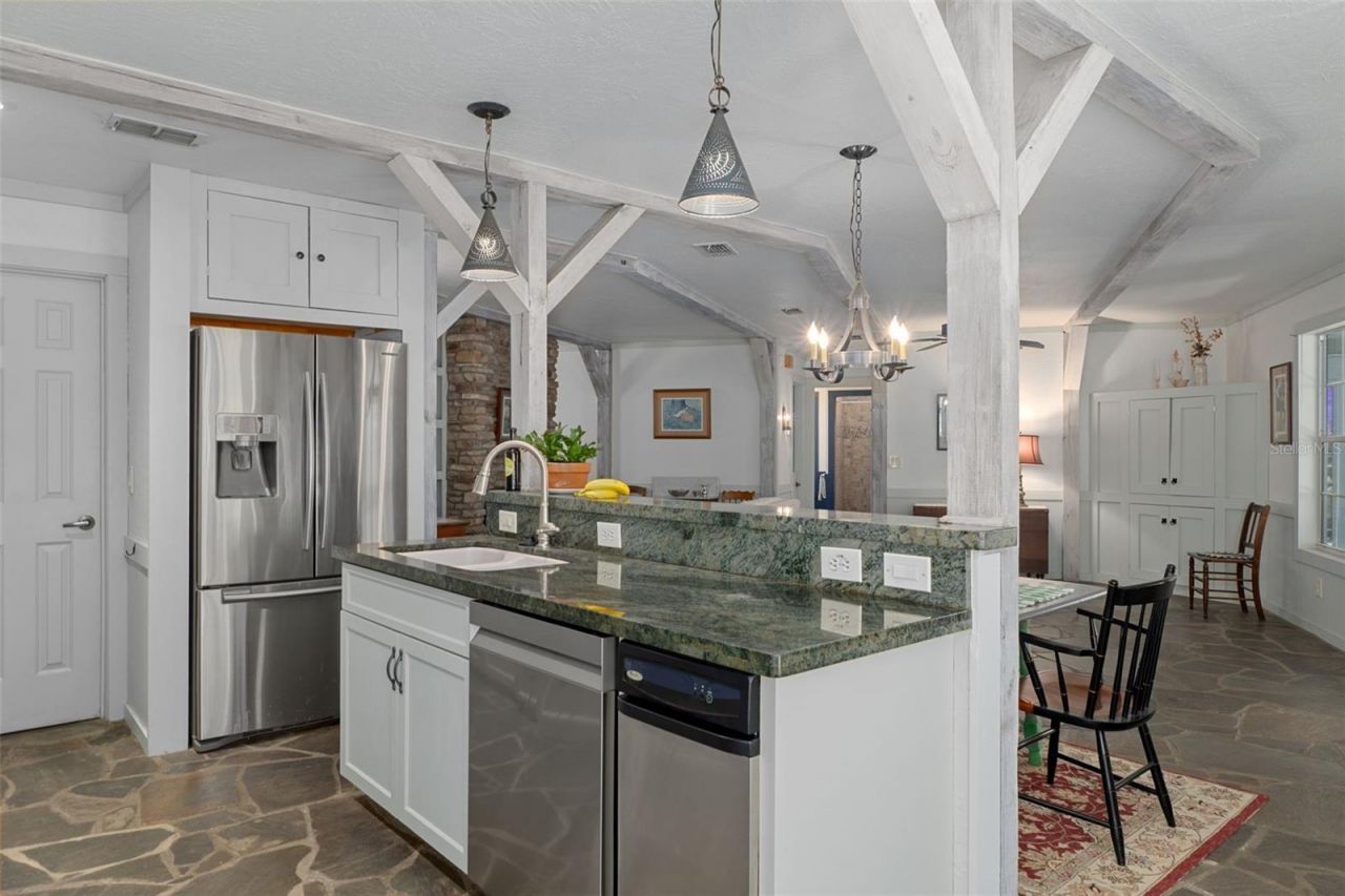 4210 W Horseshoe Drive, Beverly Hills, FL 34465 Photo