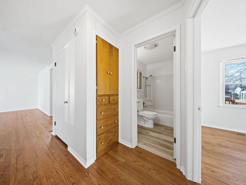 41 N Hampton Street, West Jefferson, OH 43162 Photo 11