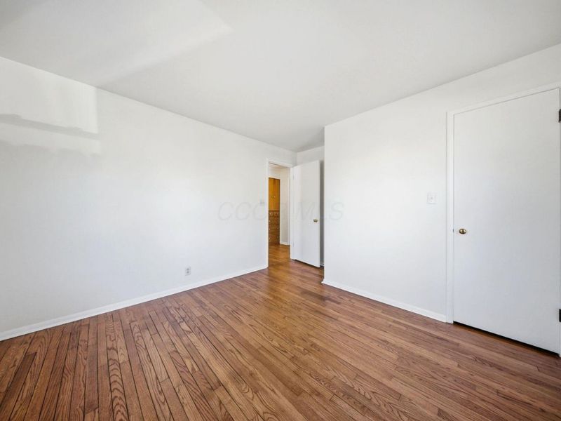 41 N Hampton Street, West Jefferson, OH 43162 Photo 16