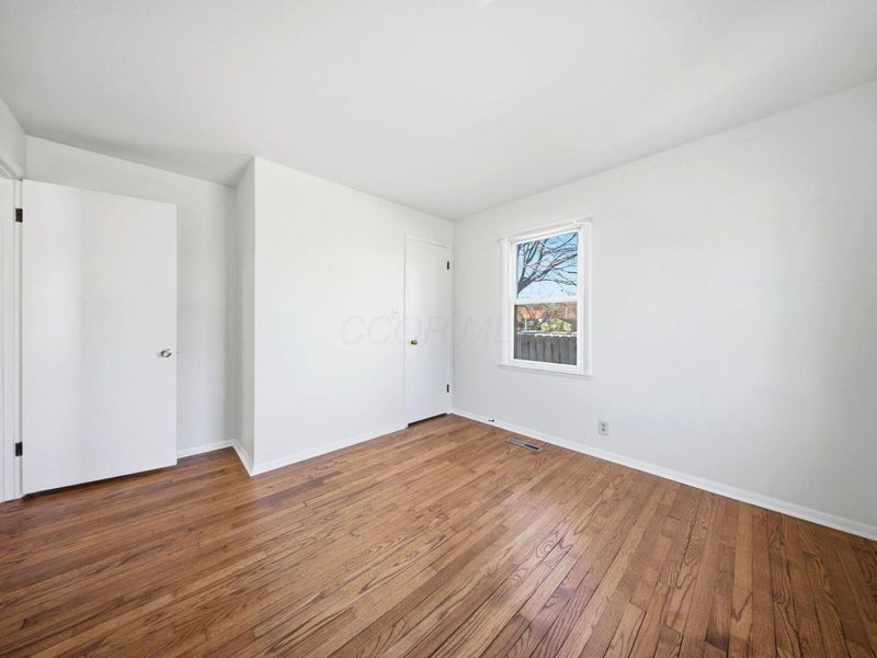 41 N Hampton Street, West Jefferson, OH 43162 Photo 17