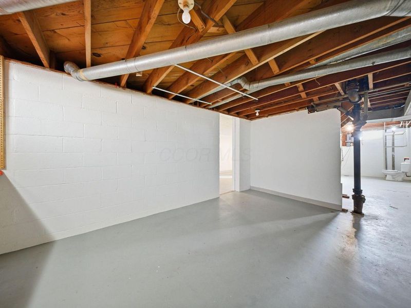 41 N Hampton Street, West Jefferson, OH 43162 Photo 30