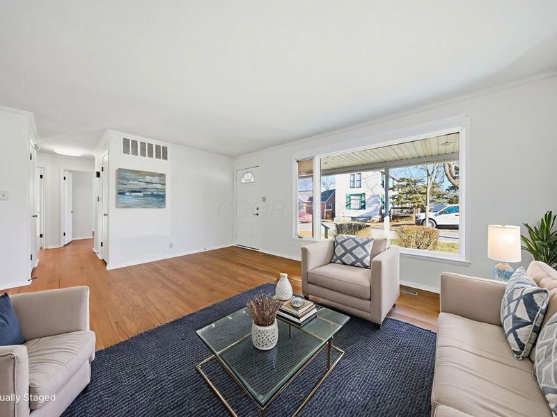 41 N Hampton Street, West Jefferson, OH 43162 Photo 8