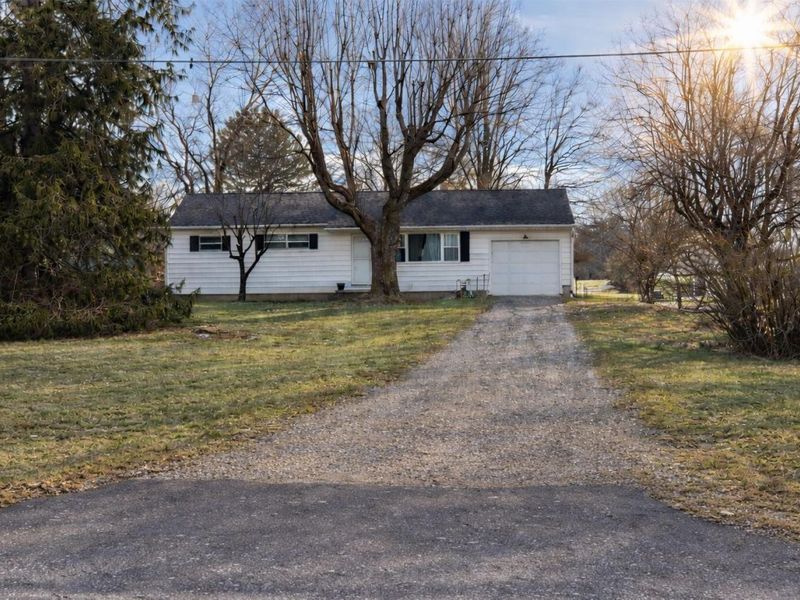 9257 Lancaster Road SW, Hebron, OH 43025 Photo 1