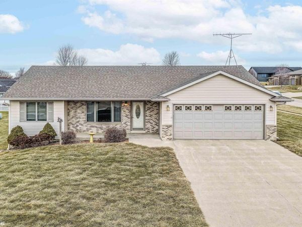 1319 Woodland Drive, Carroll, IA 51401