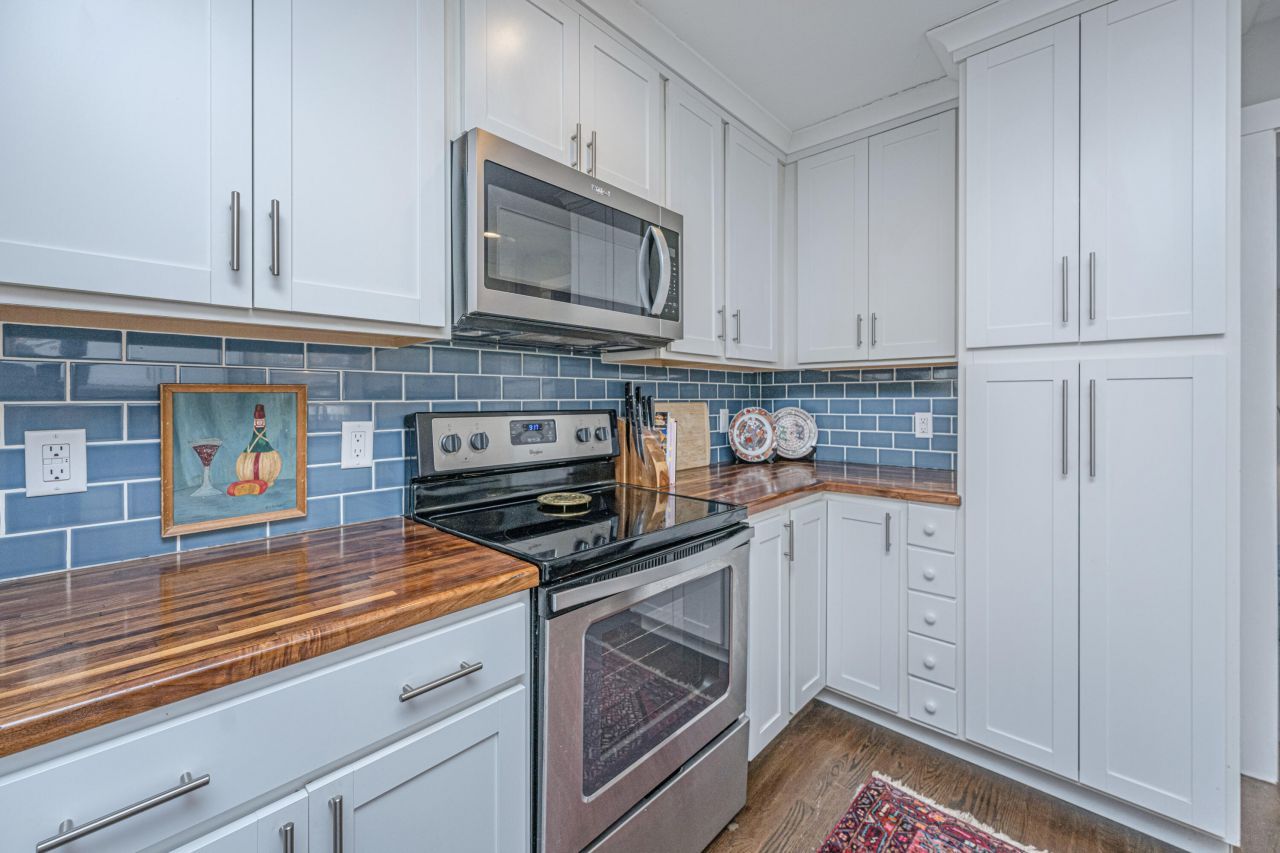 719 Swan Avenue Photo 18