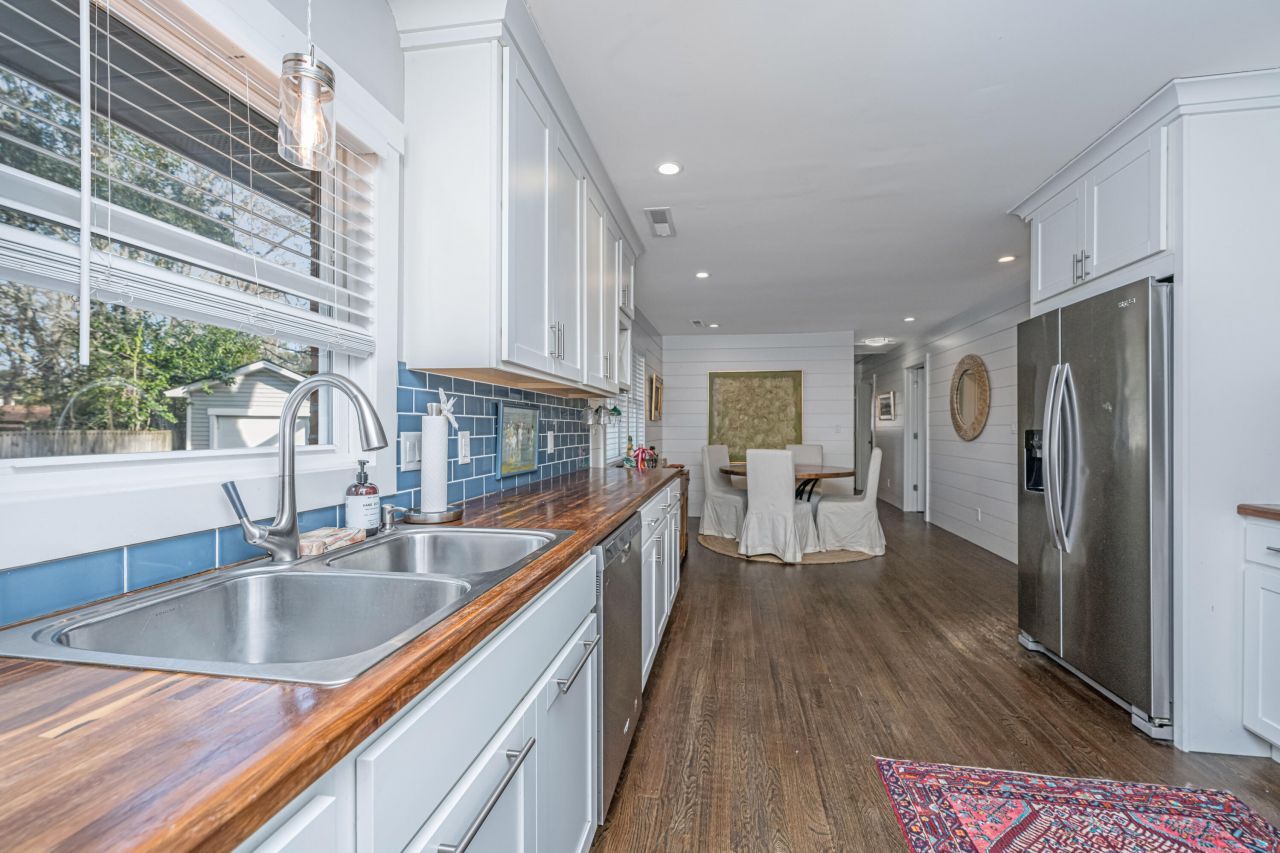 719 Swan Avenue Photo 20