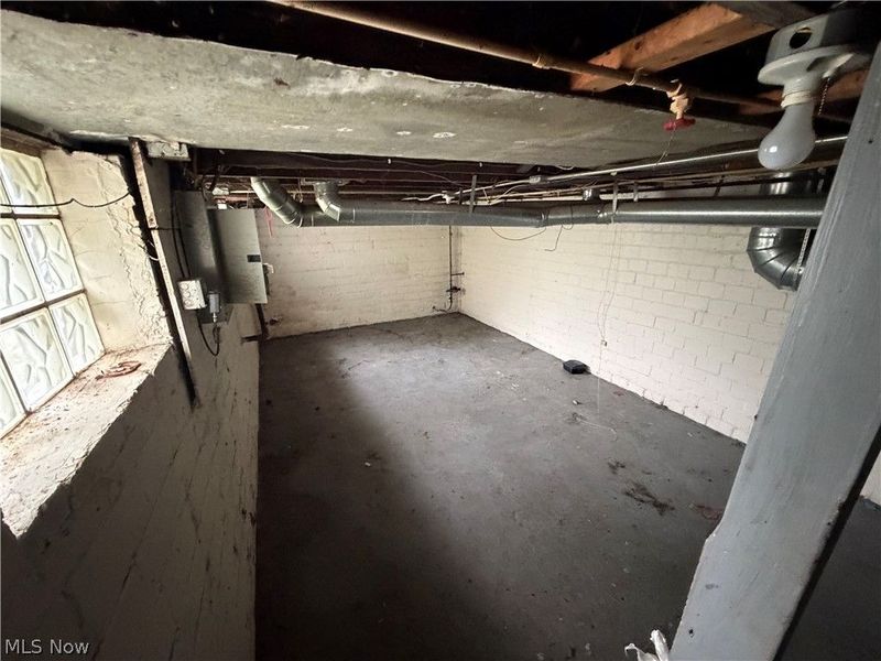 4170 E 113th Street, Cleveland, OH 44105 Photo 28