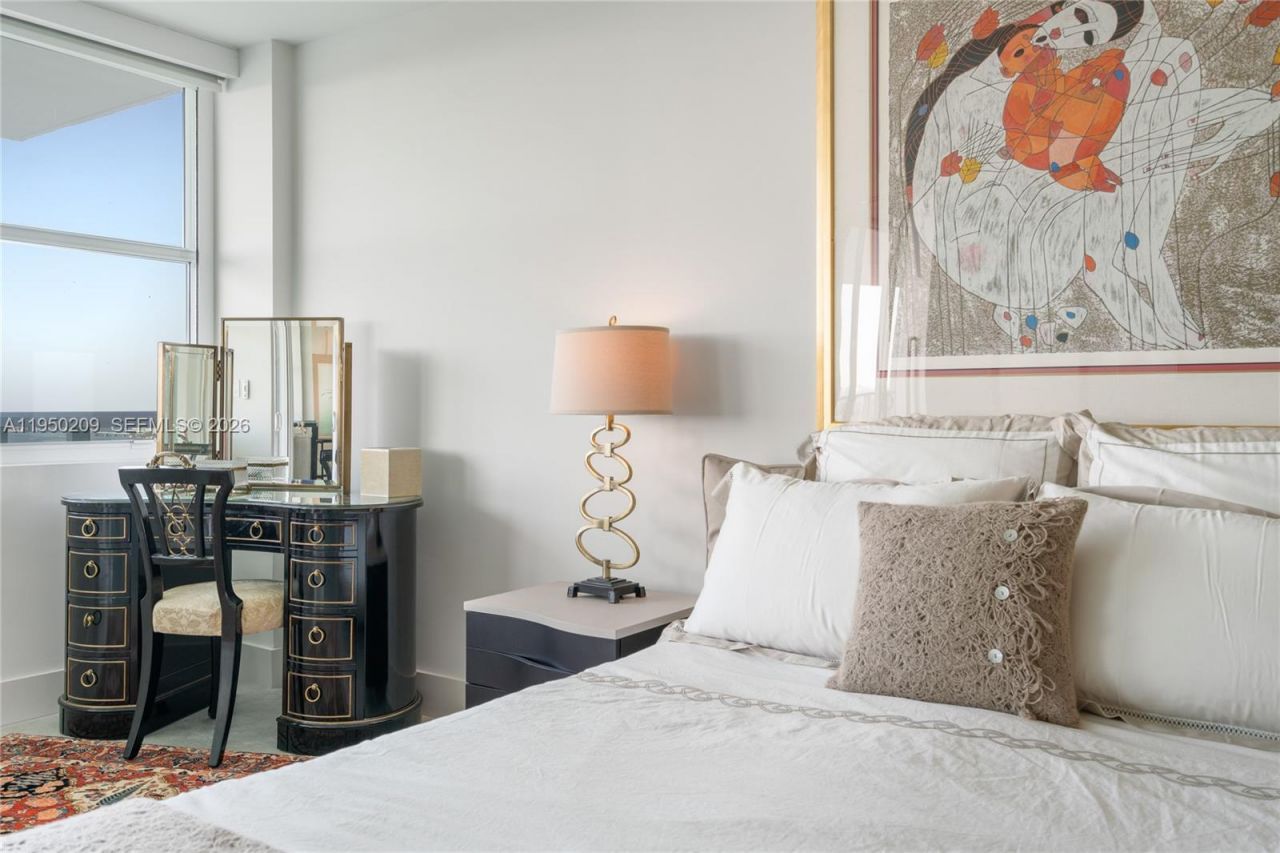 5750 Collins Ave, Unit 15E, Miami Beach, FL 33140 Photo