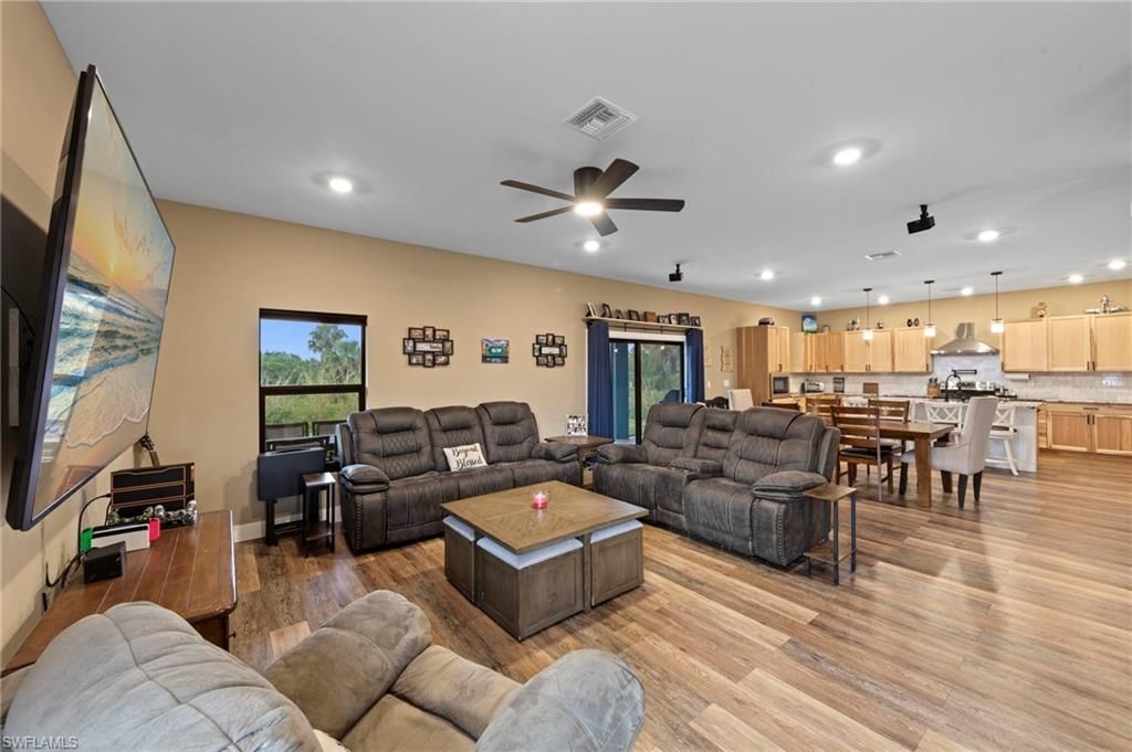 4215 15th St Sw, Lehigh Acres, FL 33976 Photo