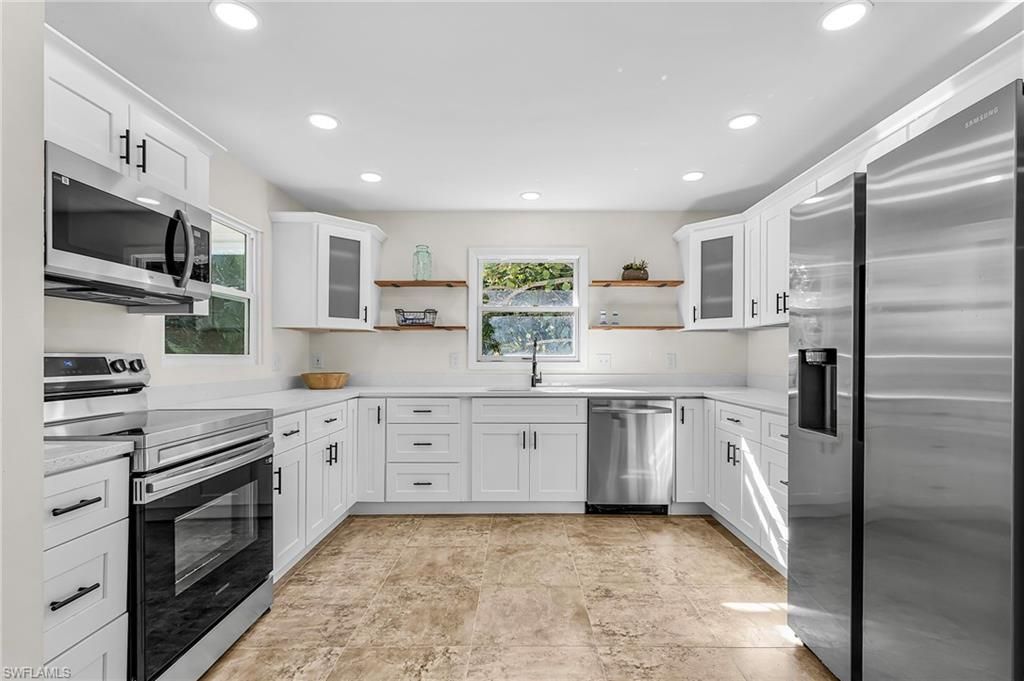 14112 Clubhouse Dr, Bokeelia, FL 33922 Photo