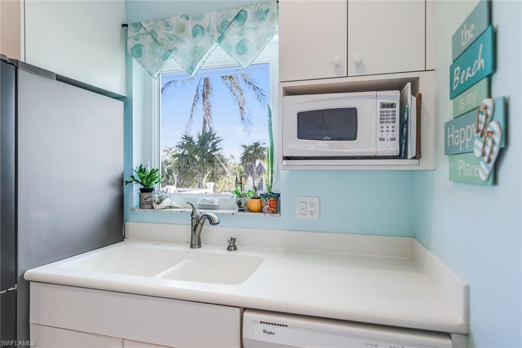 693 Emeril Ct, Sanibel, FL 33957 Photo