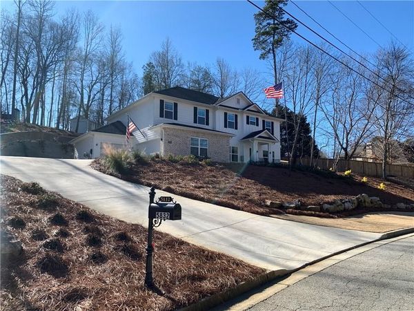 5832 Bay View Drive, Buford, GA 30518