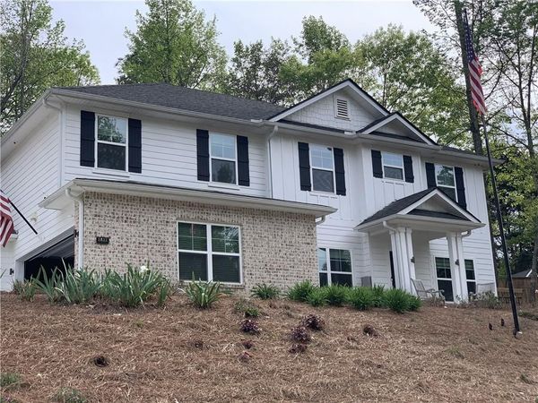 5832 Bay View Drive, Buford, GA 30518
