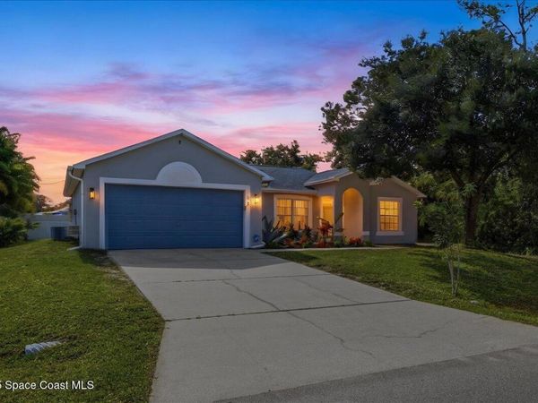 840 Avalon Street SE, Palm Bay, FL 32909