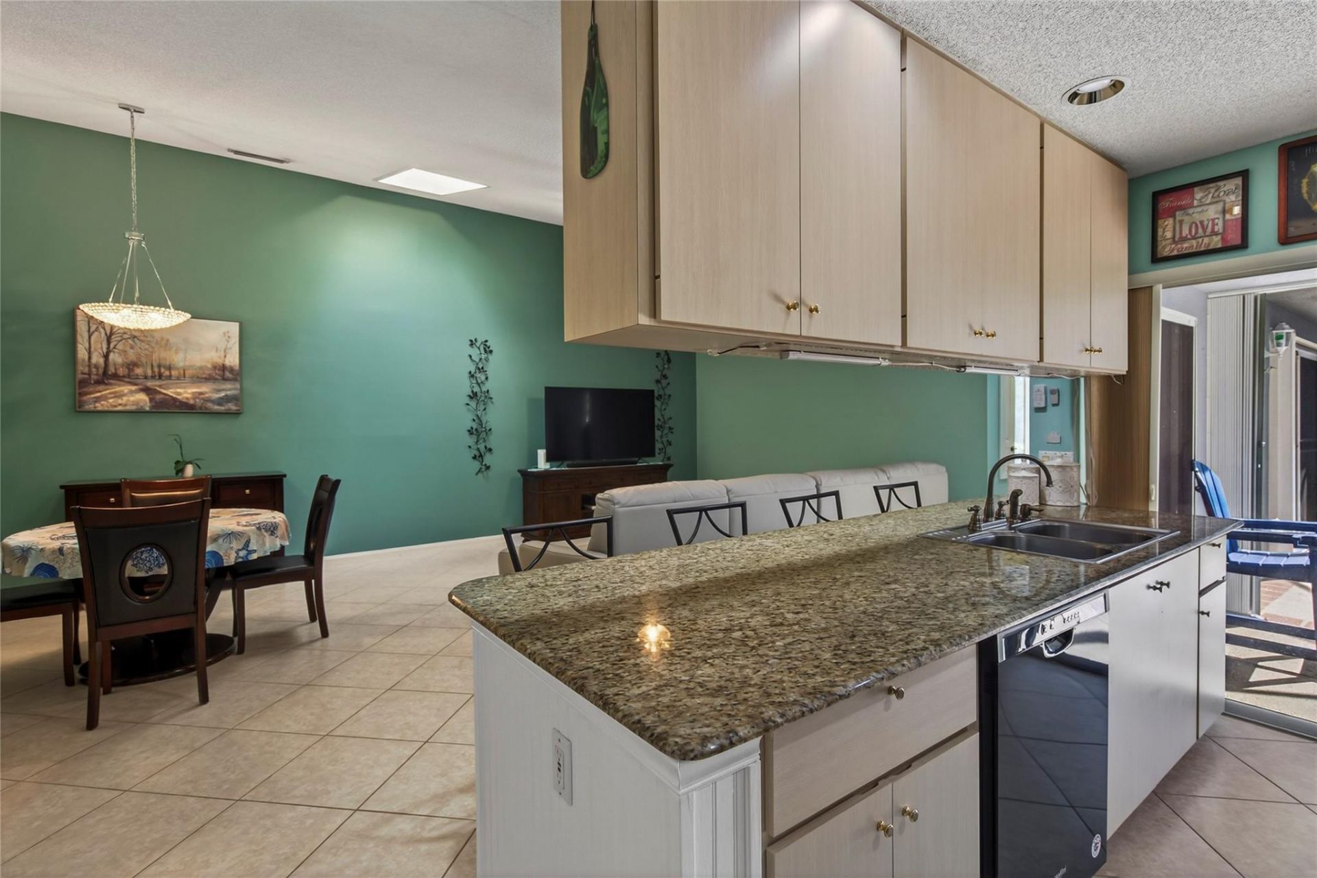 1202 NW Sun Terrace Circle, Unit D, Port Saint Lucie, FL 34986 Photo