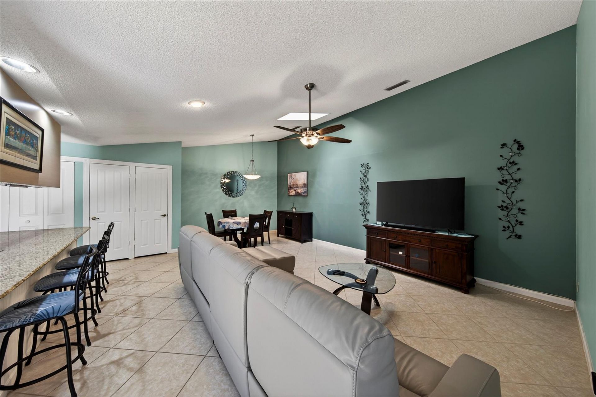 1202 NW Sun Terrace Circle, Unit D, Port Saint Lucie, FL 34986 Photo