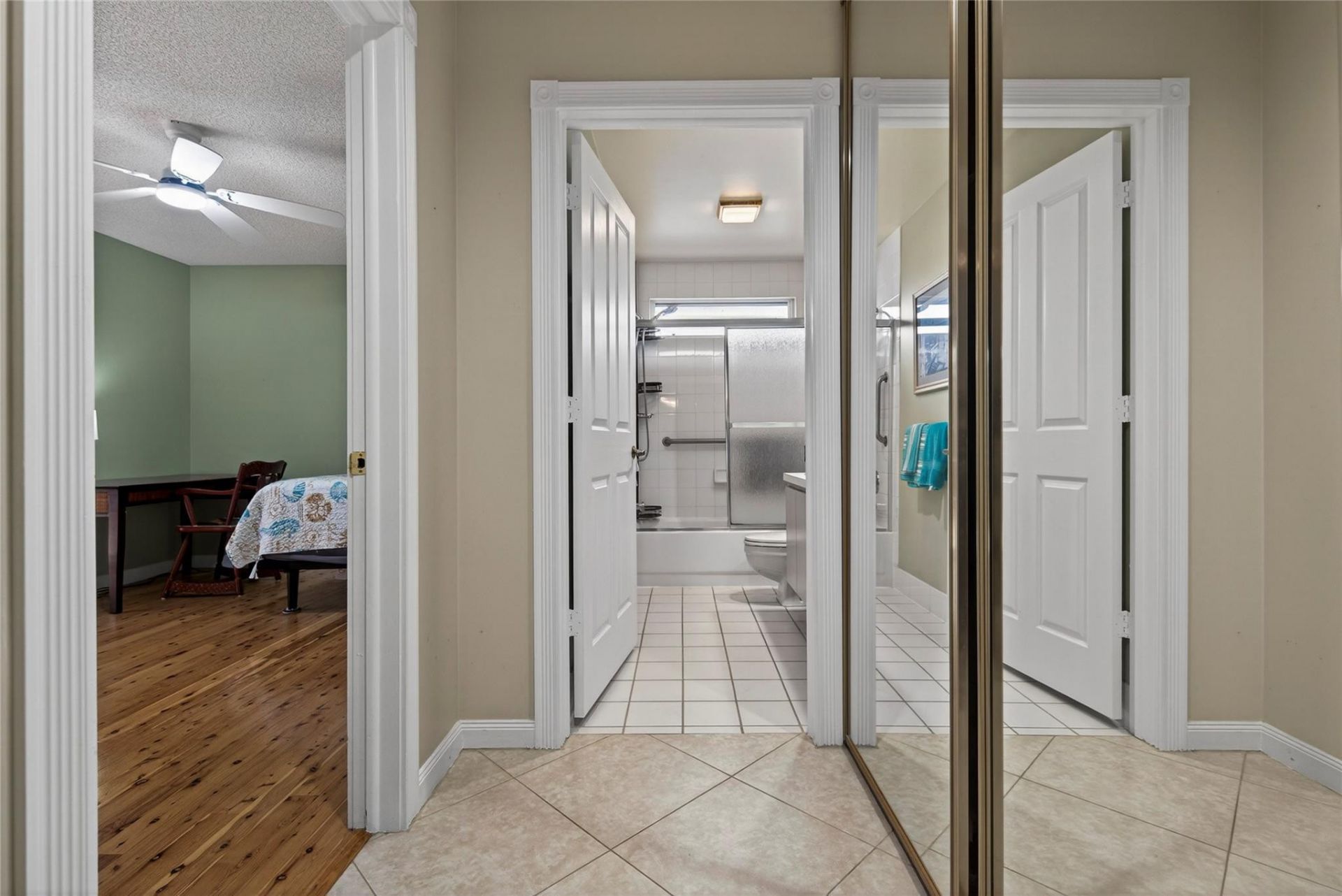 1202 NW Sun Terrace Circle, Unit D, Port Saint Lucie, FL 34986 Photo