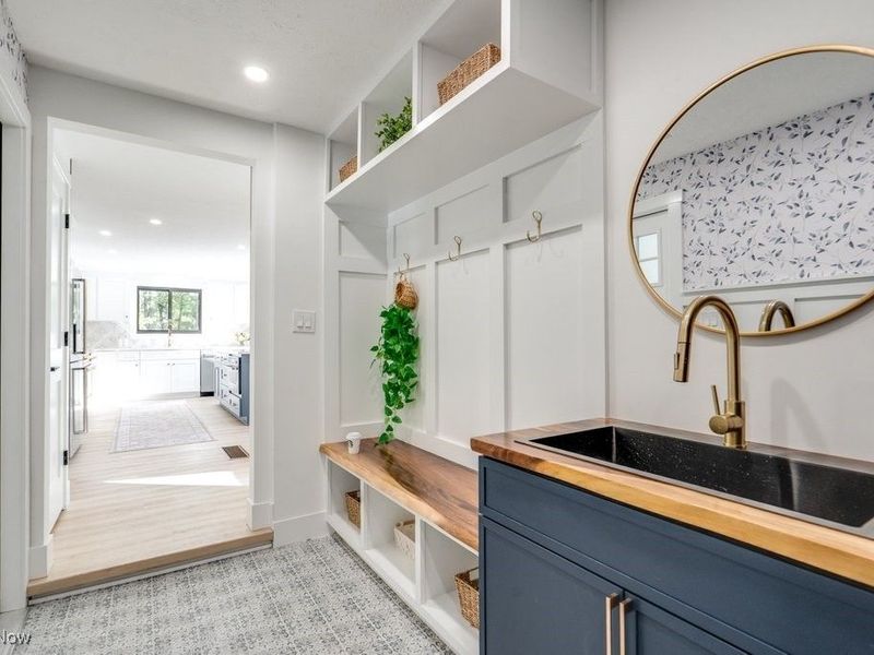 561 Upland Road, Bay Village, OH 44140 Photo 27