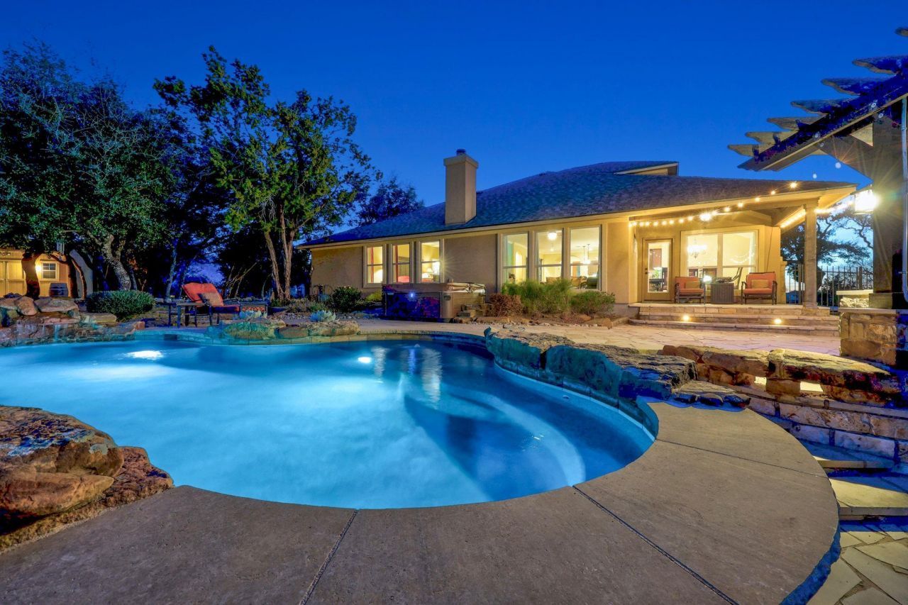 161 Milestone Rd, Liberty Hill, TX 78642 Main Photo