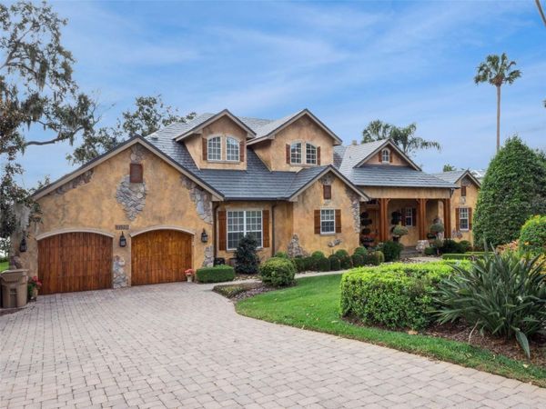 1490 LAKESHORE DRIVE, MOUNT DORA, FL 32757