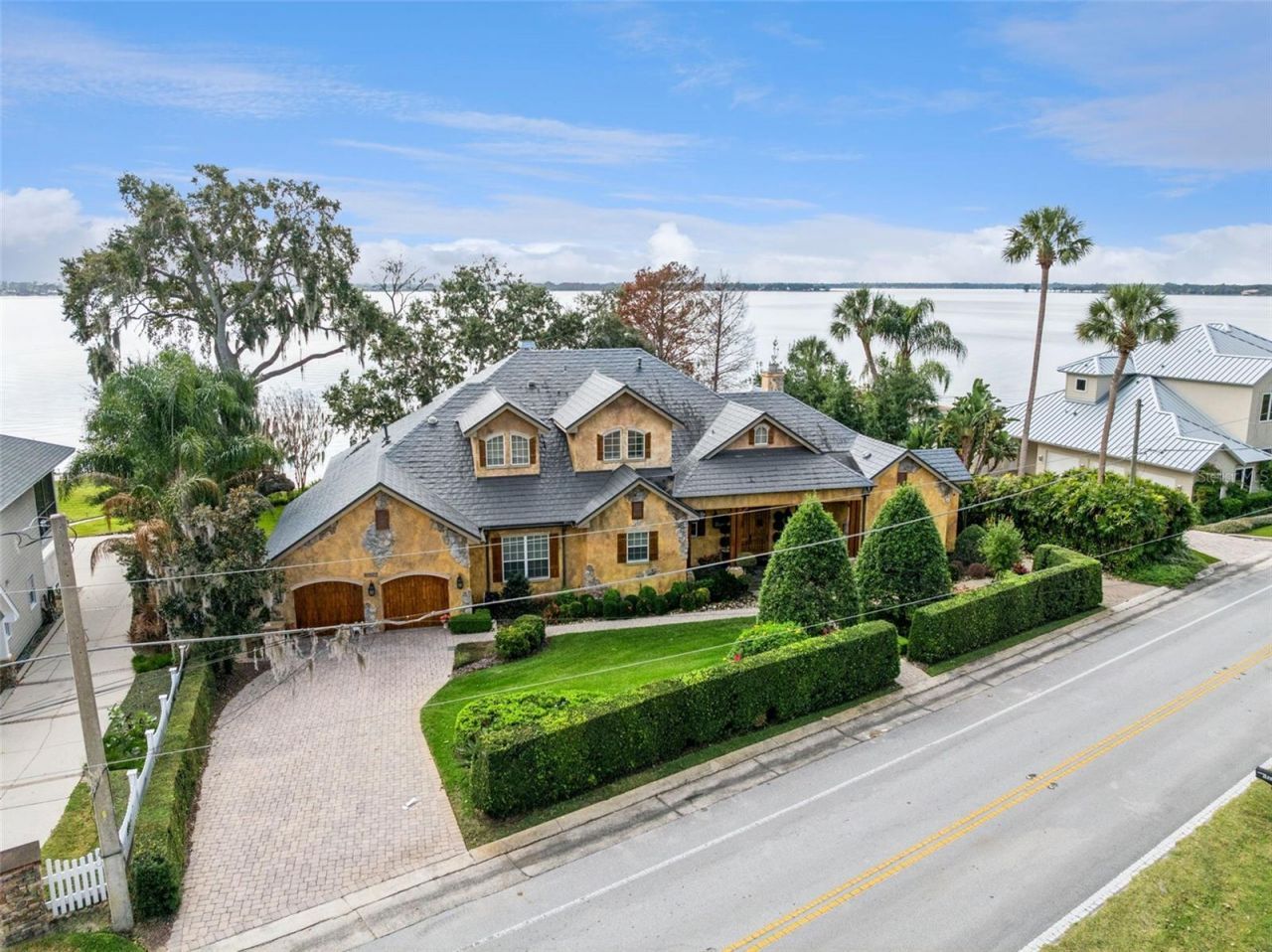 1490 Lakeshore Drive, Mount Dora, FL 32757 Photo