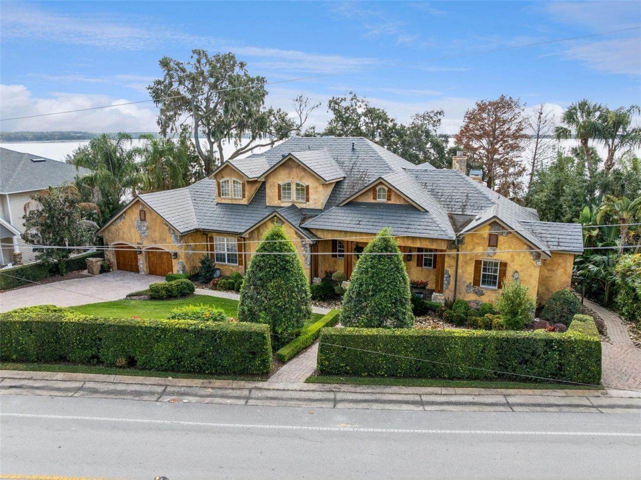 1490 Lakeshore Drive, Mount Dora, FL 32757 Photo