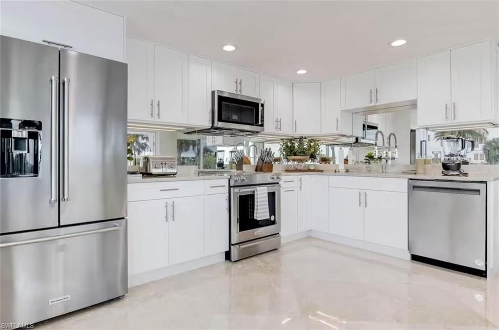 2740 N Beach Rd, Unit A & B, Englewood, FL 34223 Photo