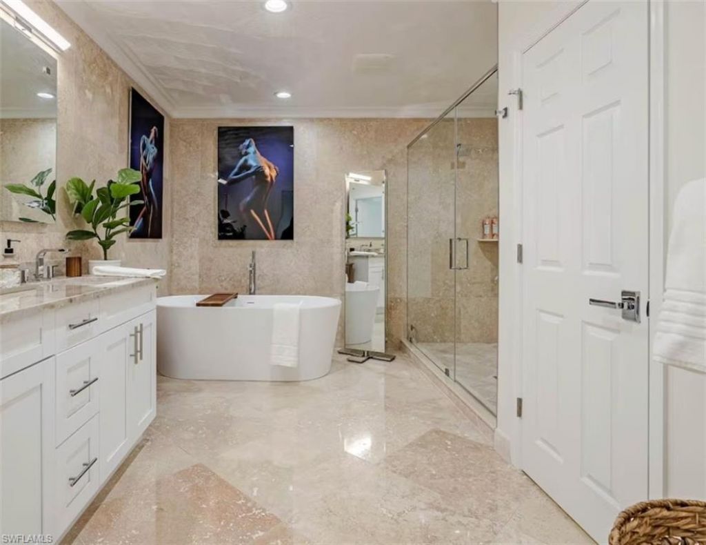 2740 N Beach Rd, Unit A & B, Englewood, FL 34223 Photo