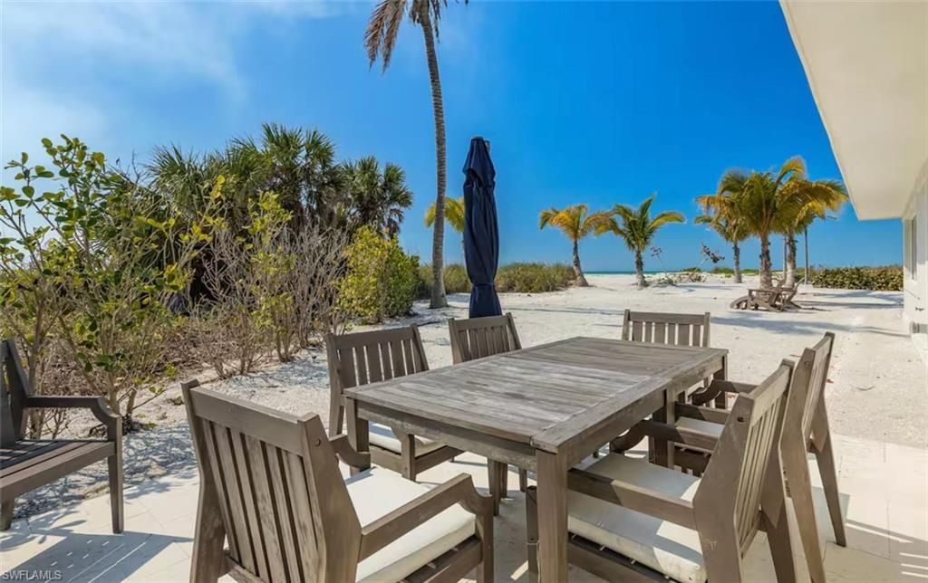 2740 N Beach Rd, Unit A & B, Englewood, FL 34223 Photo