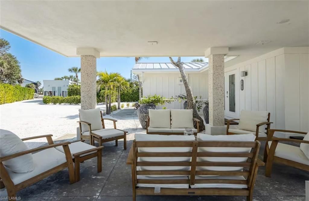 2740 N Beach Rd, Unit A & B, Englewood, FL 34223 Photo